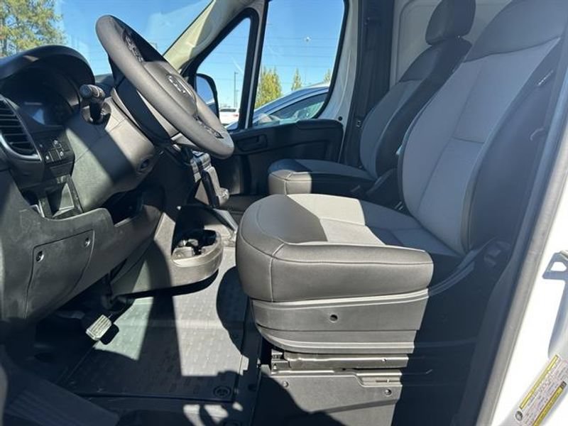 New 2026 RAM ProMaster 2500 w/ Quick Order Package 22G SLT FWD image 9