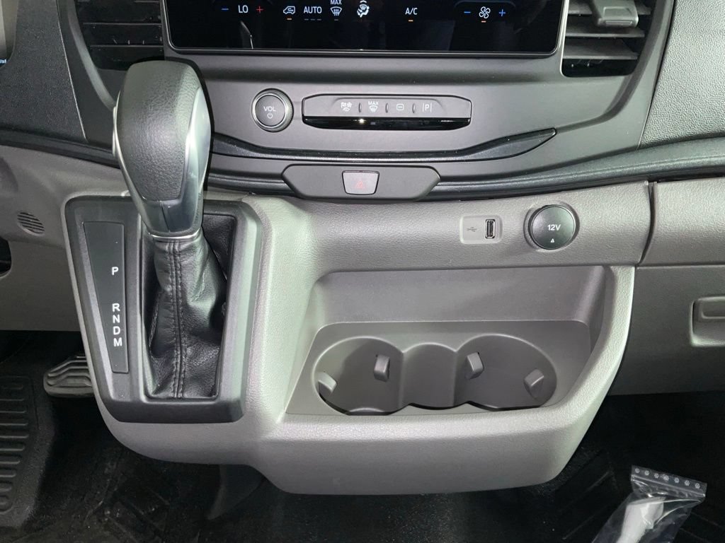 New 2026 Ford Transit 150 Low Roof w/ Load Area Protection Package RWD image 18