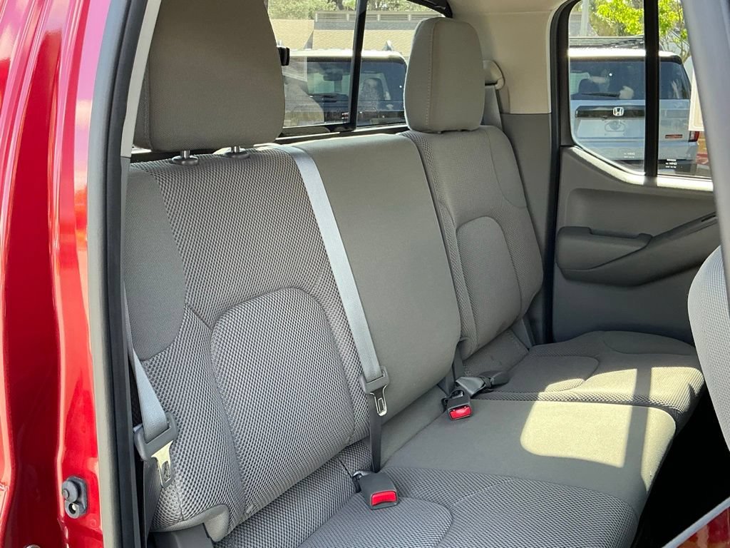 Used 2019 Nissan Frontier SV RWD image 25