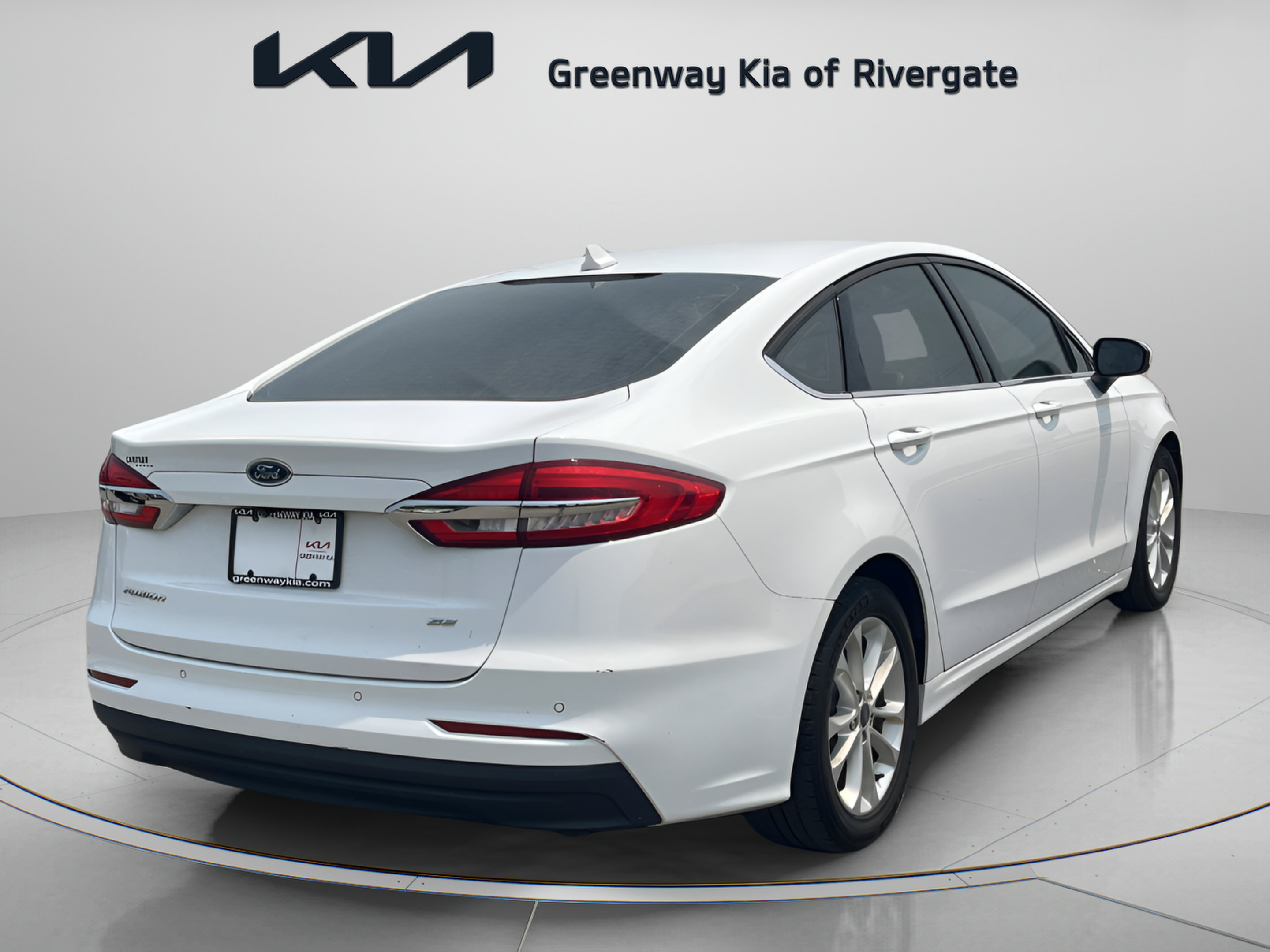 Used 2019 Ford Fusion SE FWD image 7