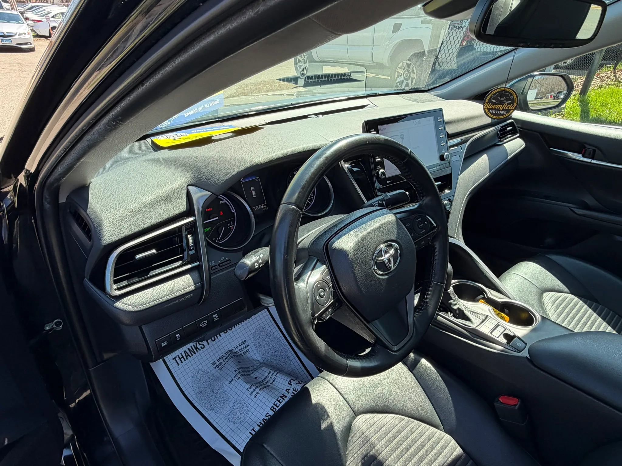 Used 2021 Toyota Camry SE w/ Audio Upgrade Package FWD image 9