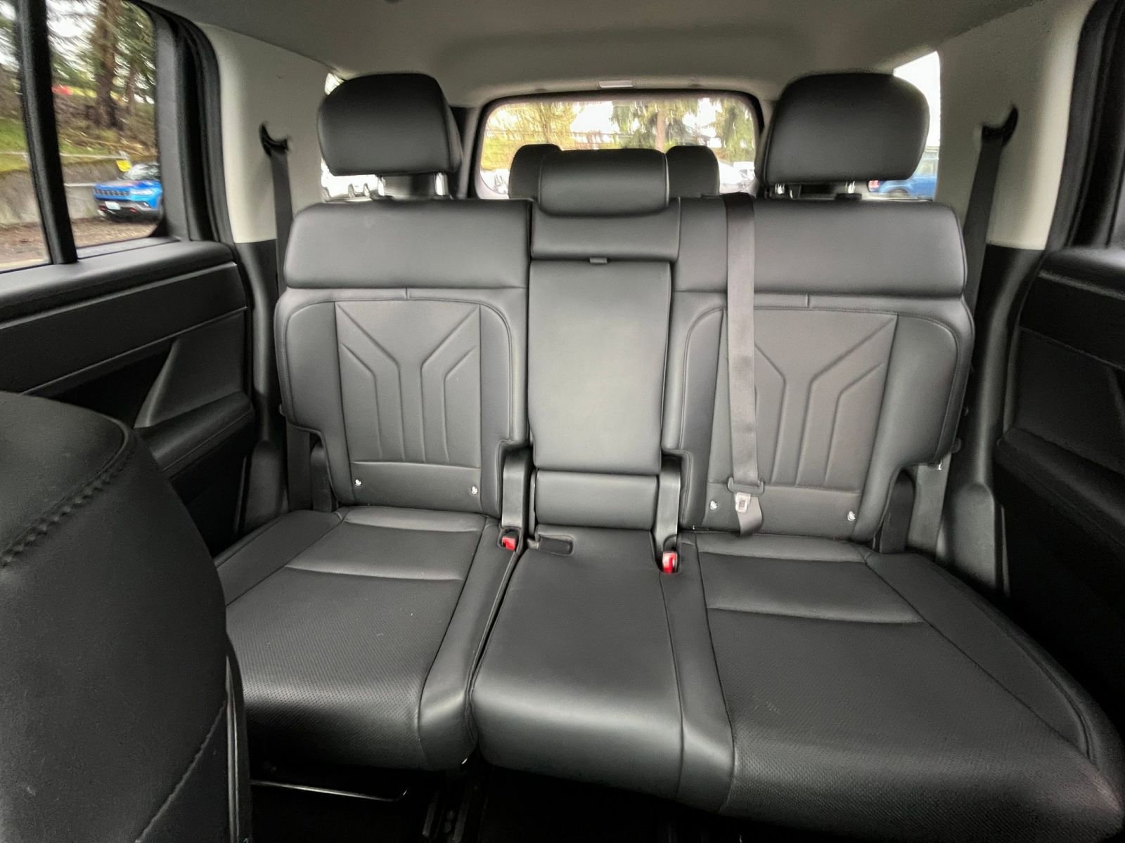 Used 2025 Hyundai Santa Fe SEL AWD/4WD image 41