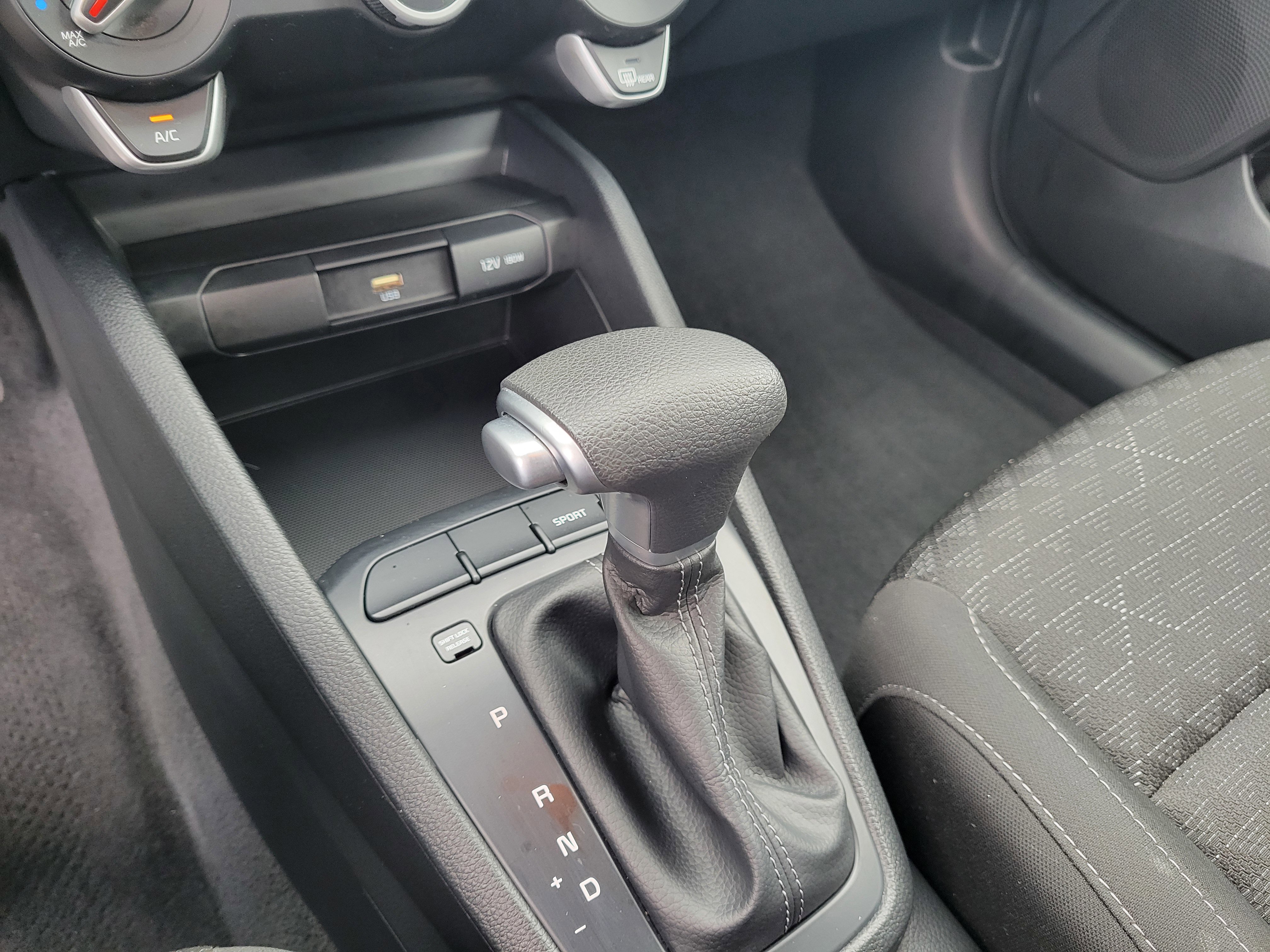 Used 2023 Kia Rio S FWD image 19