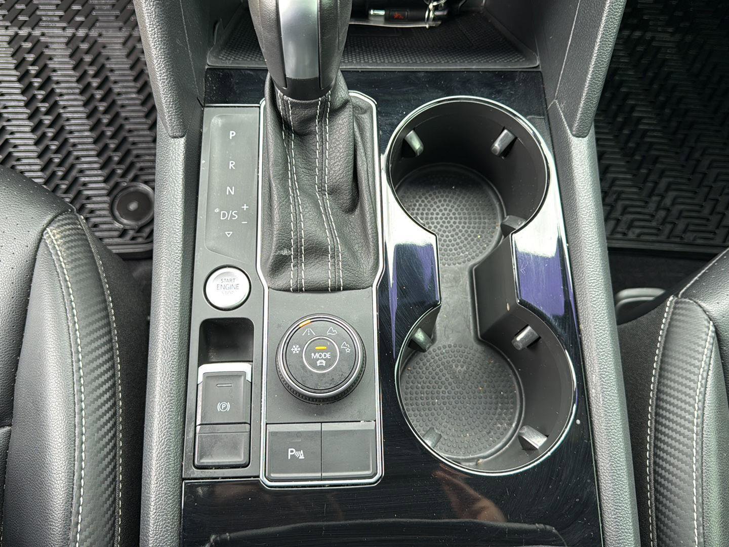 Used 2022 Volkswagen Atlas Cross Sport SE image 20