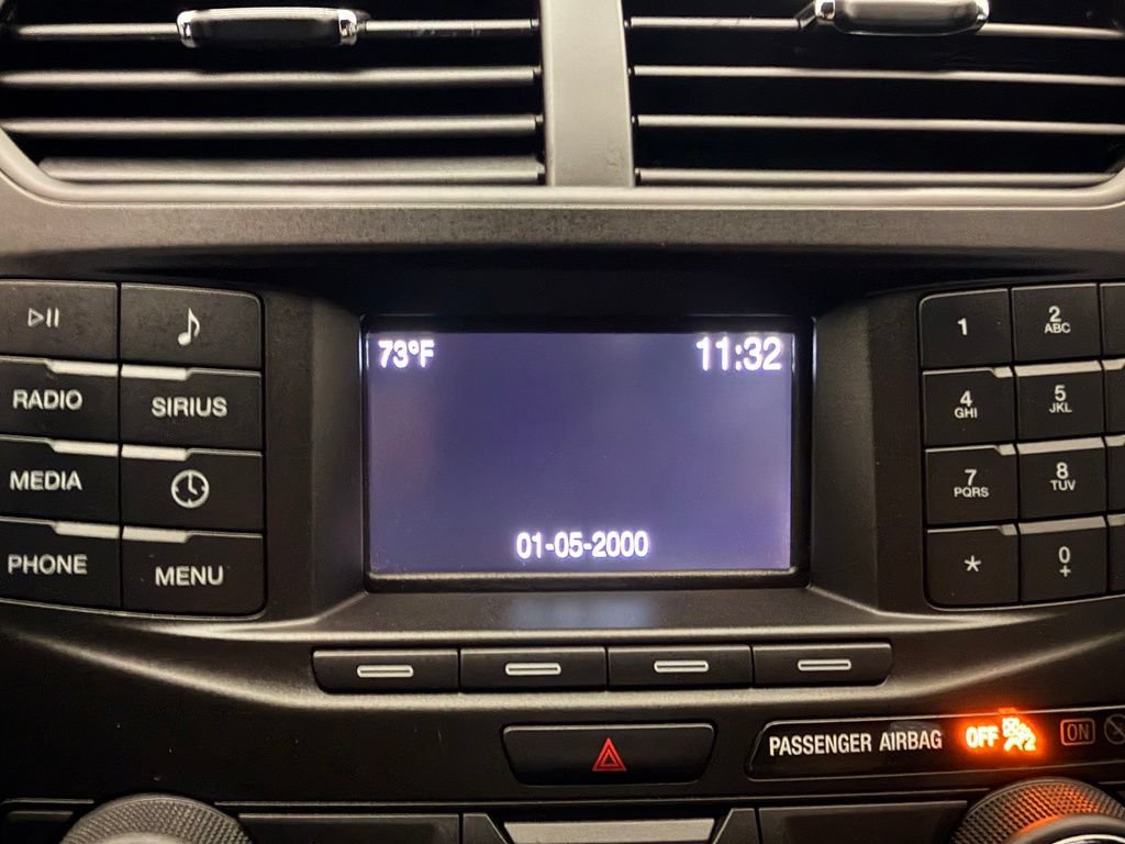 Used 2018 Ford Explorer XLT FWD image 17