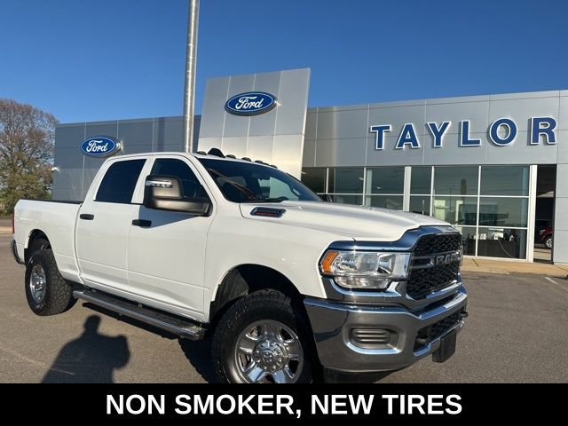 Used 2024 RAM 2500 Tradesman w/ Chrome Appearance Group AWD/4WD image 1