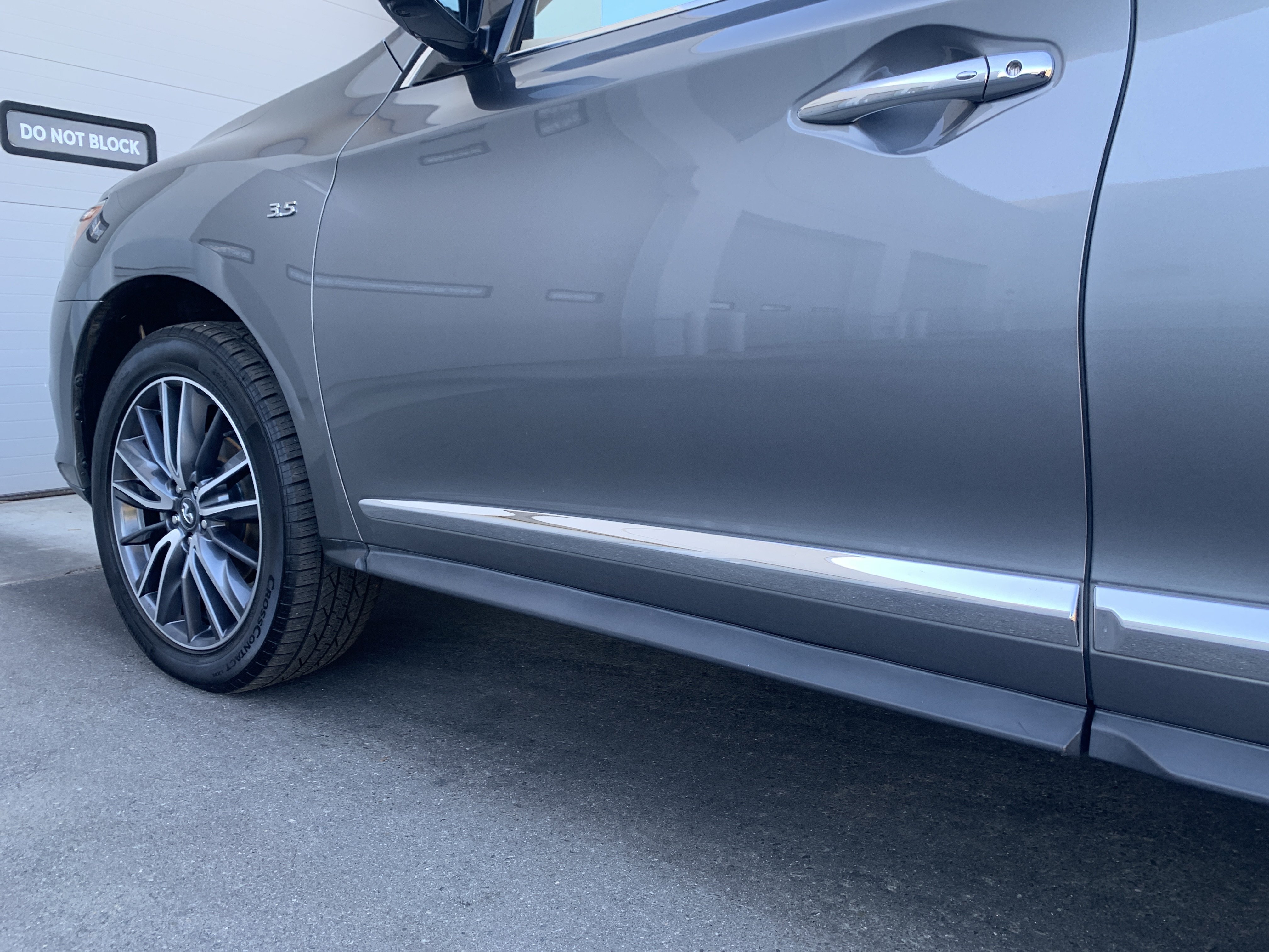 Used 2020 INFINITI QX60 Luxe w/ Sensory Package AWD/4WD image 39