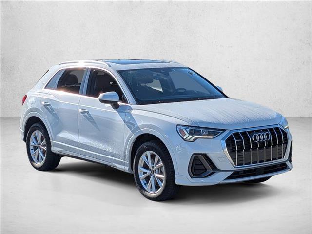 Certified 2024 Audi Q3 2.0T Premium Plus w/ Premium Plus Package image 4