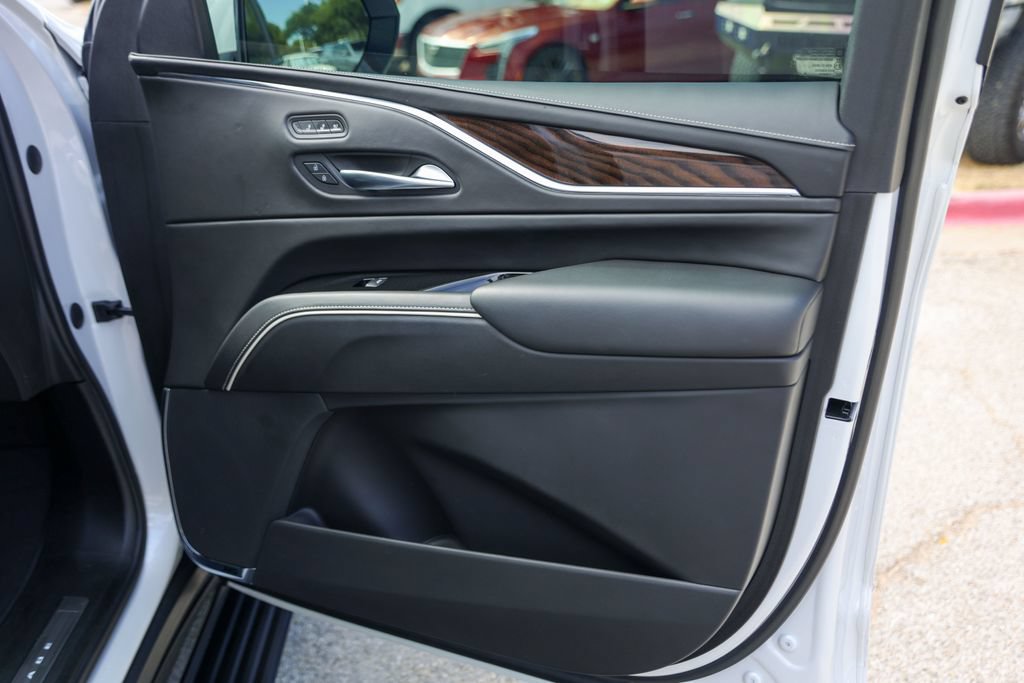 Used 2023 Cadillac Escalade Sport Platinum RWD image 31