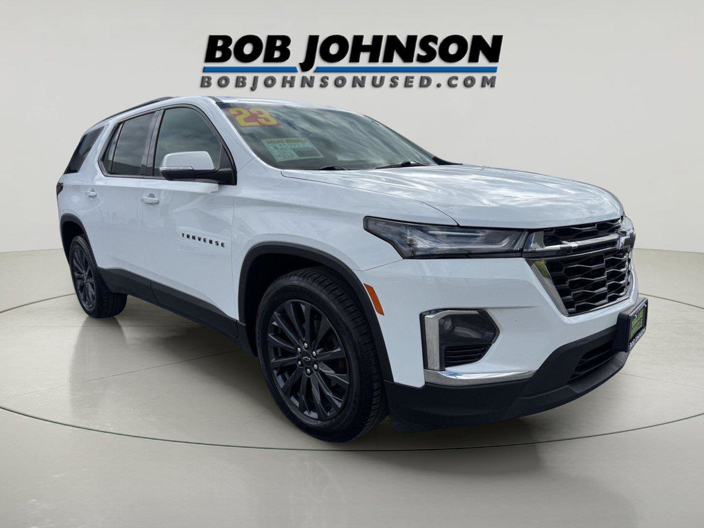 Used 2023 Chevrolet Traverse RS
