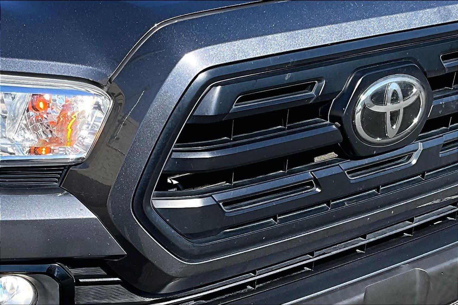 Used 2019 Toyota Tacoma SR w/ SR Convenience Package AWD/4WD image 27