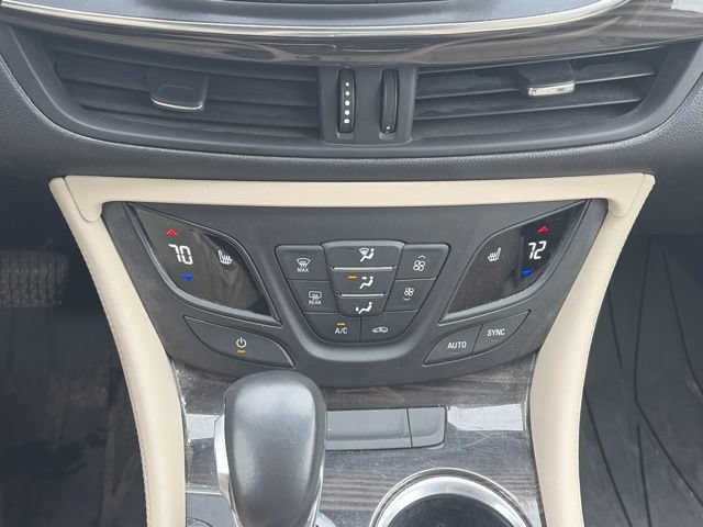 Used 2019 Buick Envision Essence AWD/4WD image 20