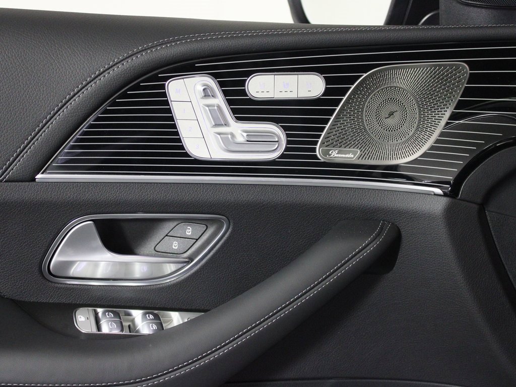 Certified 2025 Mercedes-Benz GLS 580 4MATIC image 12