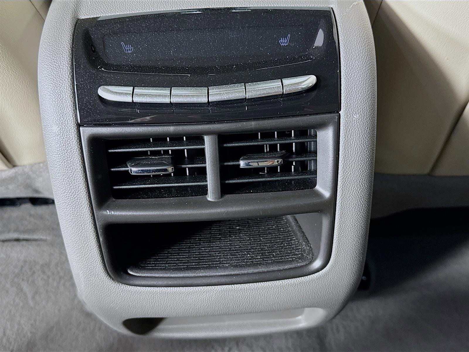 Used 2022 Cadillac XT5 Premium Luxury image 27