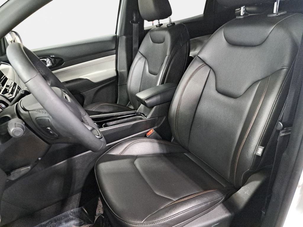 Certified 2024 Jeep Compass Limited AWD/4WD image 15