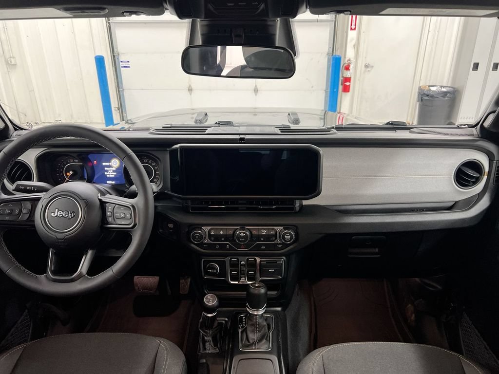 New 2026 Jeep Gladiator Sport AWD/4WD image 10