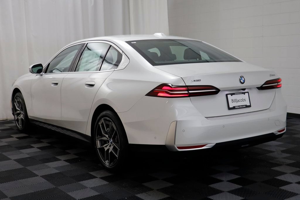New 2026 BMW 530i xDrive w/ Premium Package AWD/4WD image 15