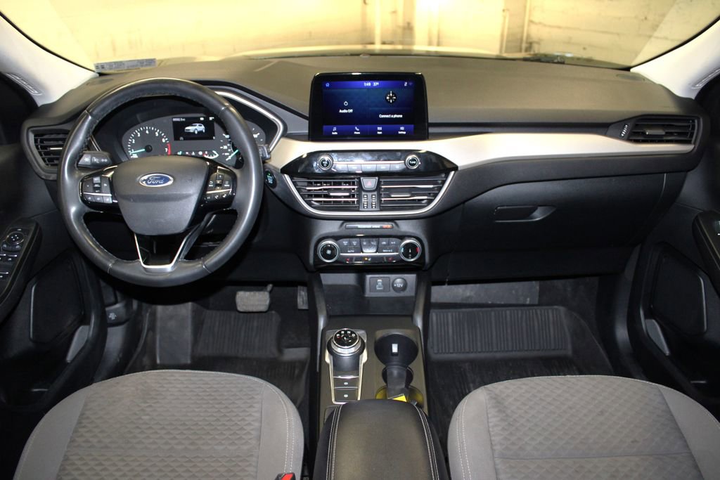 Used 2022 Ford Escape SE w/ Cold Weather Package image 9