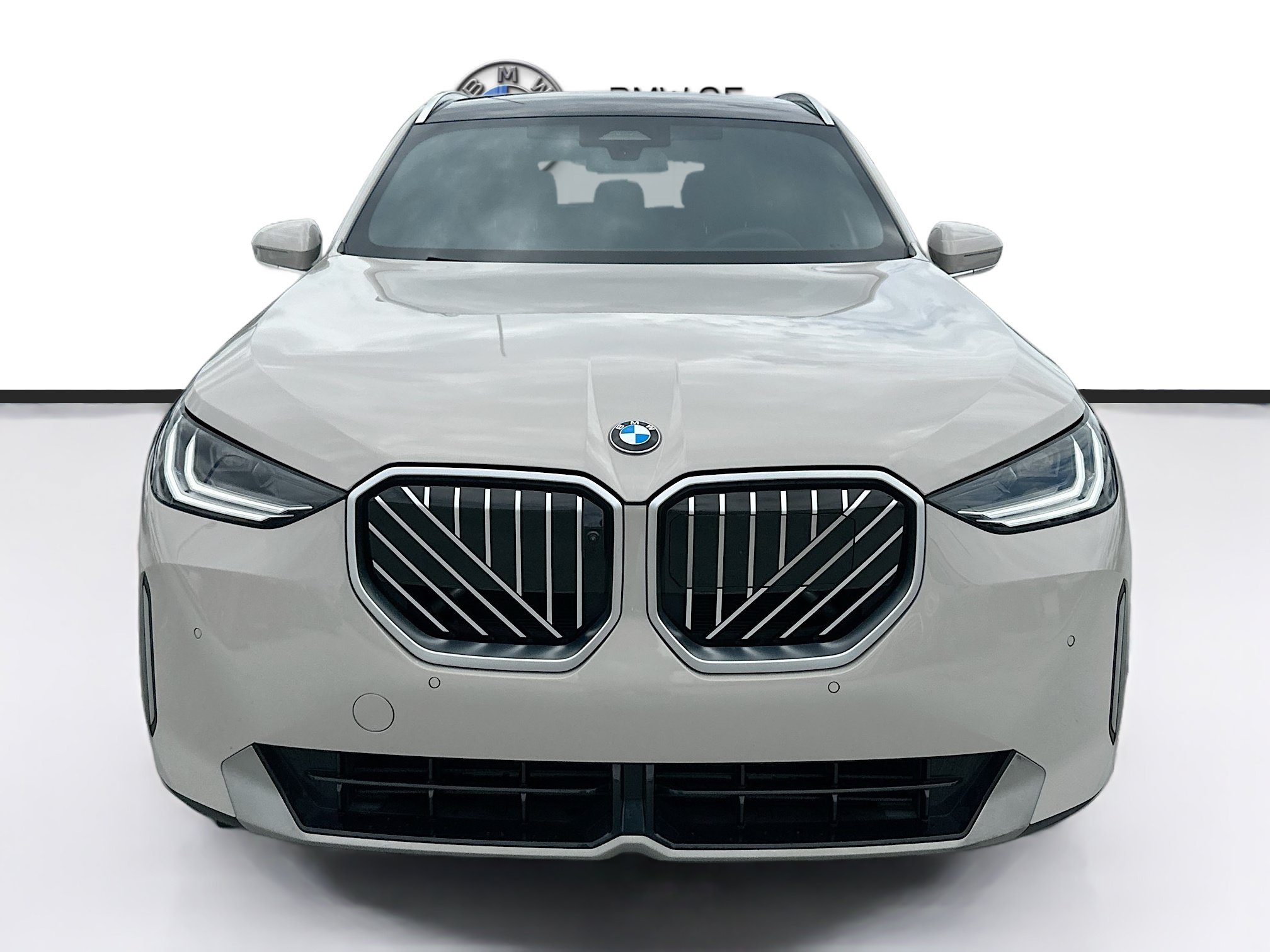 Certified 2025 BMW X3 xDrive30i w/ Premium Package AWD/4WD image 2