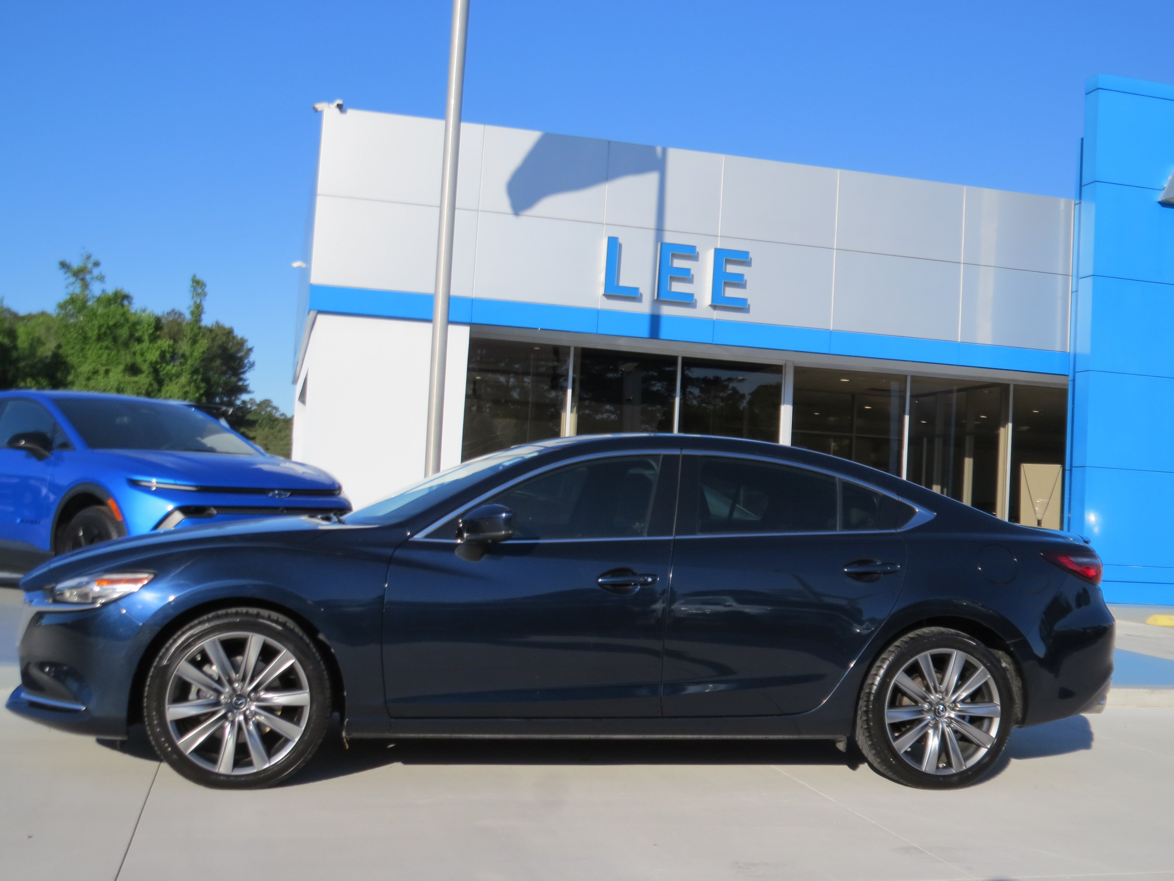 Used 2019 MAZDA MAZDA6 Signature FWD image 2