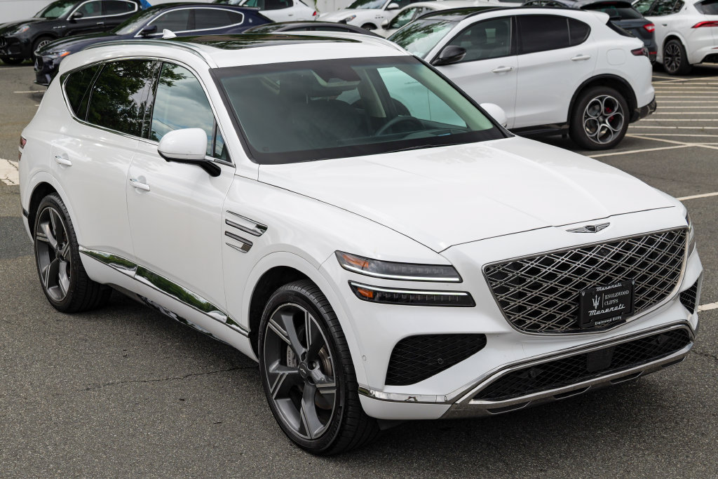 Used 2025 Genesis GV80 3.5T Prestige AWD/4WD image 9