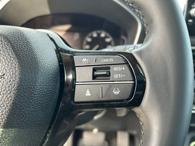 Used 2025 Honda Pilot Touring image 12