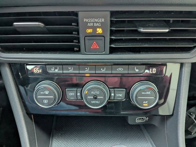 Used 2019 Volkswagen Jetta R-Line FWD image 5