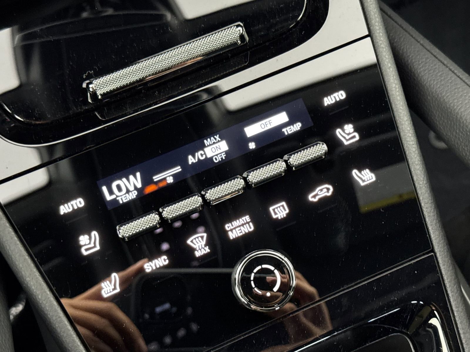 New 2026 Porsche Cayenne image 25