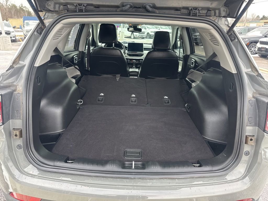 Used 2022 Jeep Compass Limited image 16