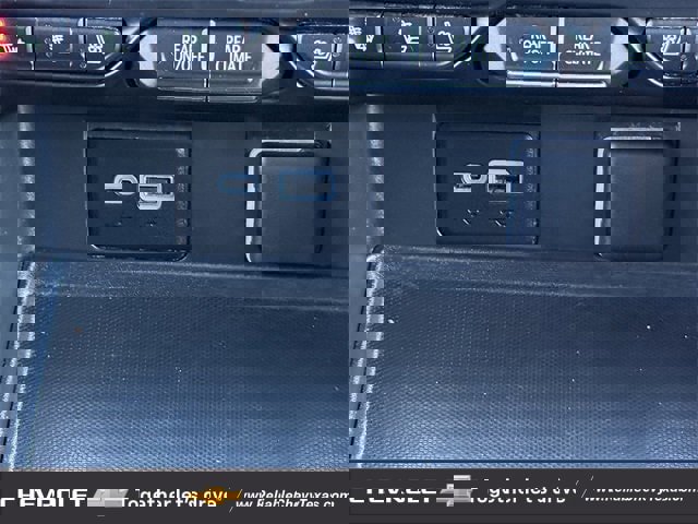 Used 2023 Chevrolet Suburban Premier image 20