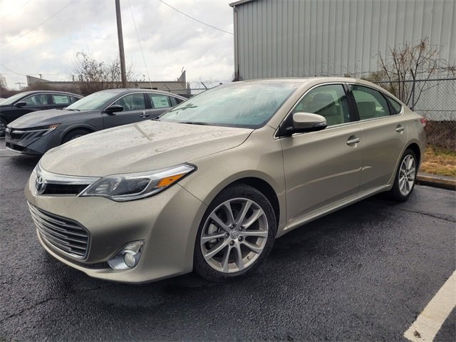 Used 2015 Toyota Avalon XLE Touring image 7