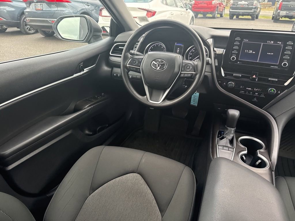 Used 2023 Toyota Camry LE image 10