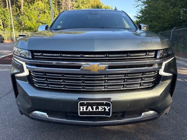 Used 2023 Chevrolet Suburban Premier AWD/4WD image 10
