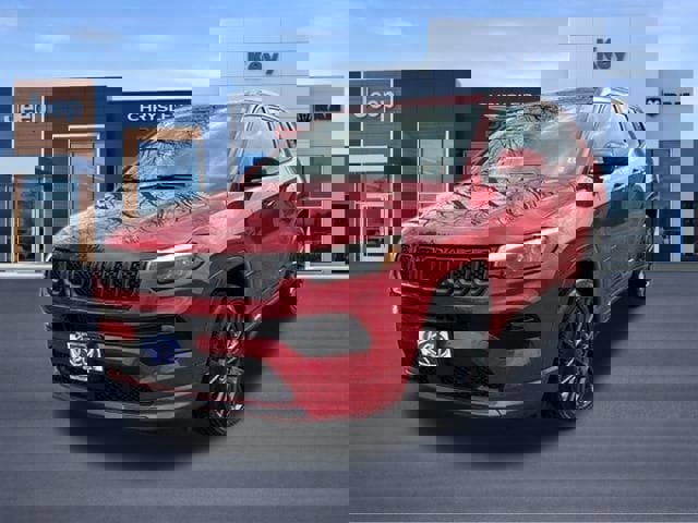 Used 2023 Jeep Compass Limited w/ Elite Group for (Red) Edition image 2