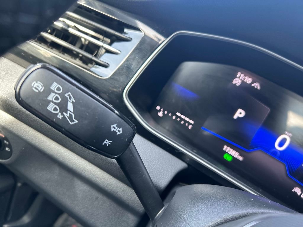 Used 2025 Volkswagen Jetta S image 23