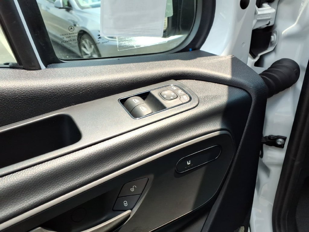 New 2026 Mercedes-Benz Sprinter 2500 image 12
