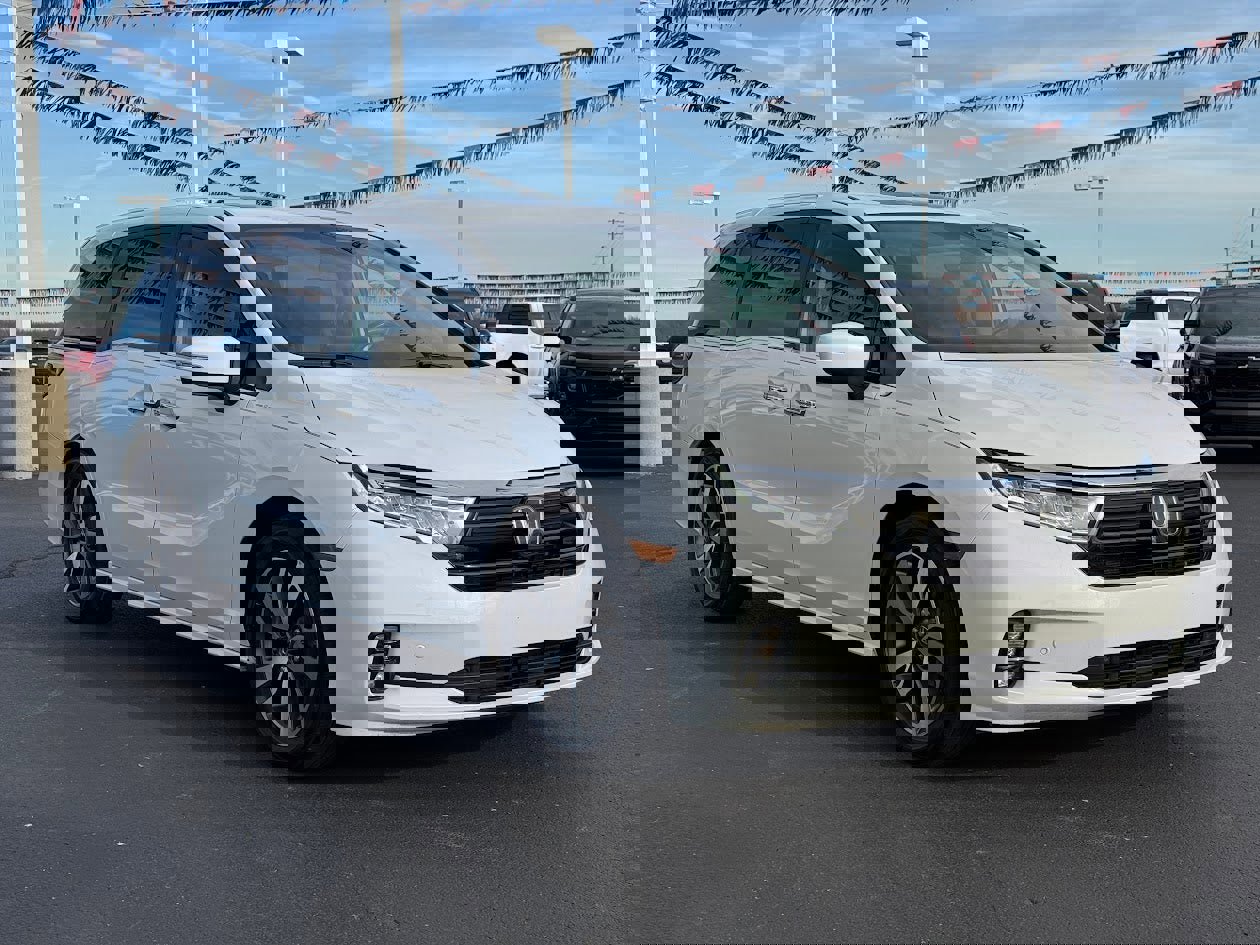 Used 2022 Honda Odyssey Touring image 3