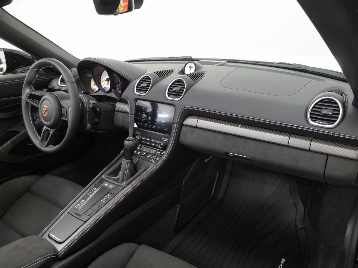Certified 2025 Porsche 718 Boxster Spyder RS RWD image 27