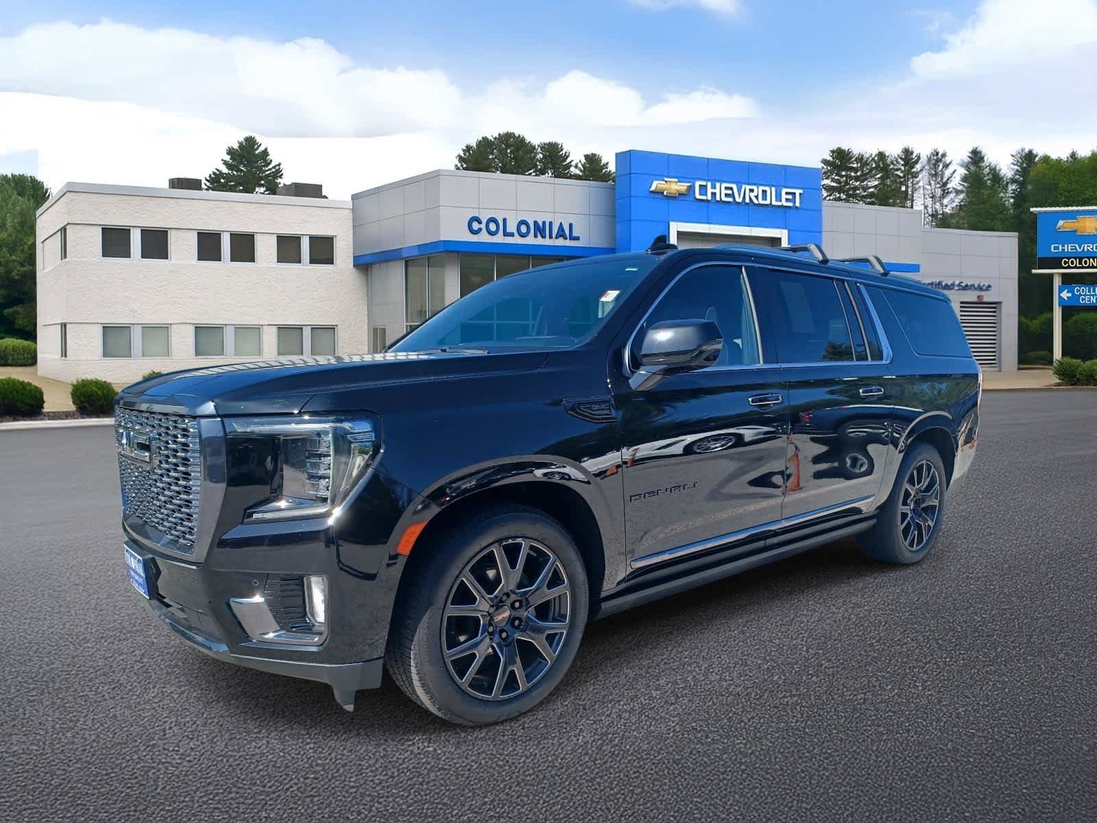 Used 2024 GMC Yukon XL Denali Ultimate w/ LPO, Floor Liner Package
