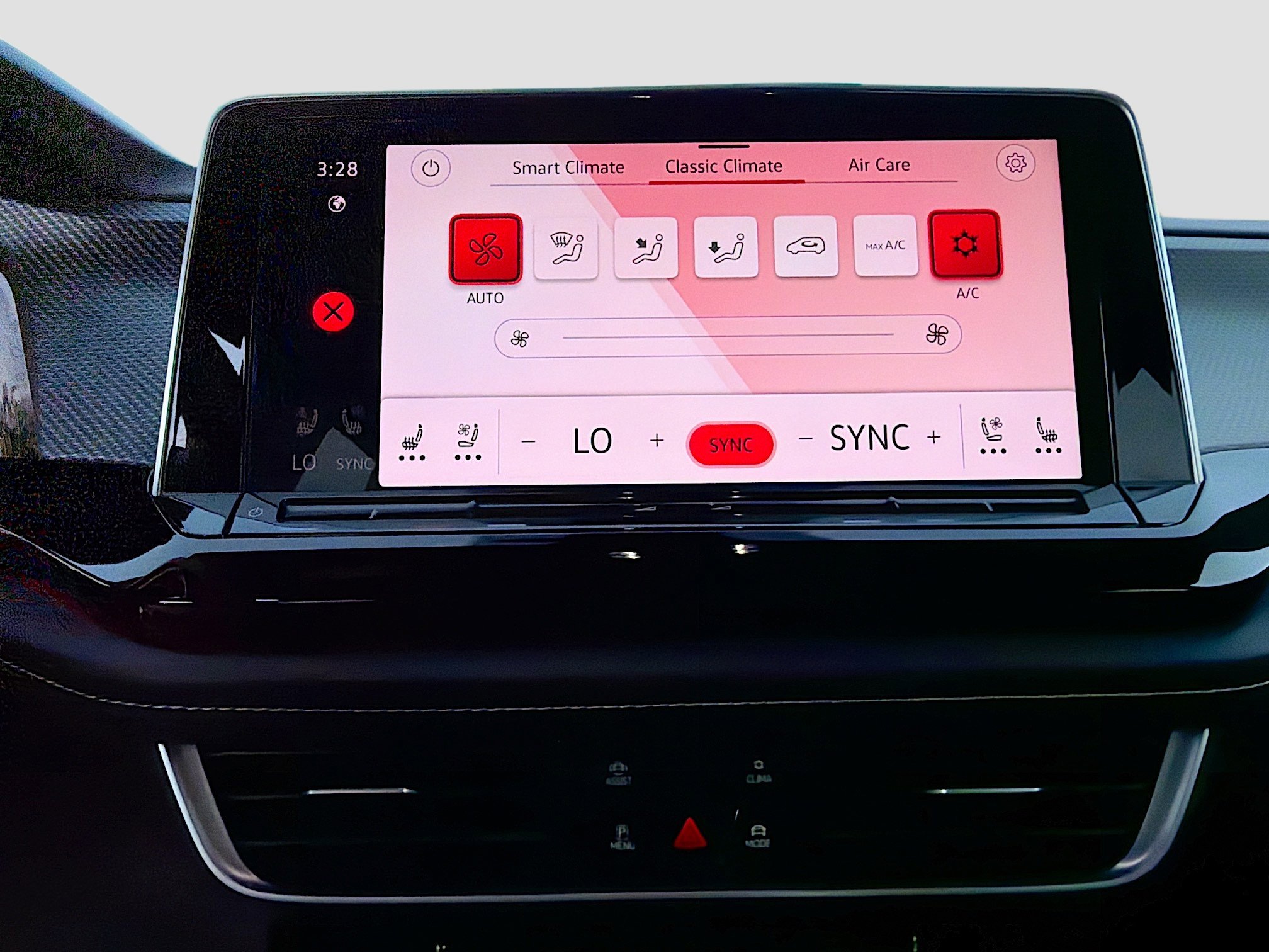 Used 2024 Volkswagen Atlas Cross Sport SEL Premium R-Line image 34