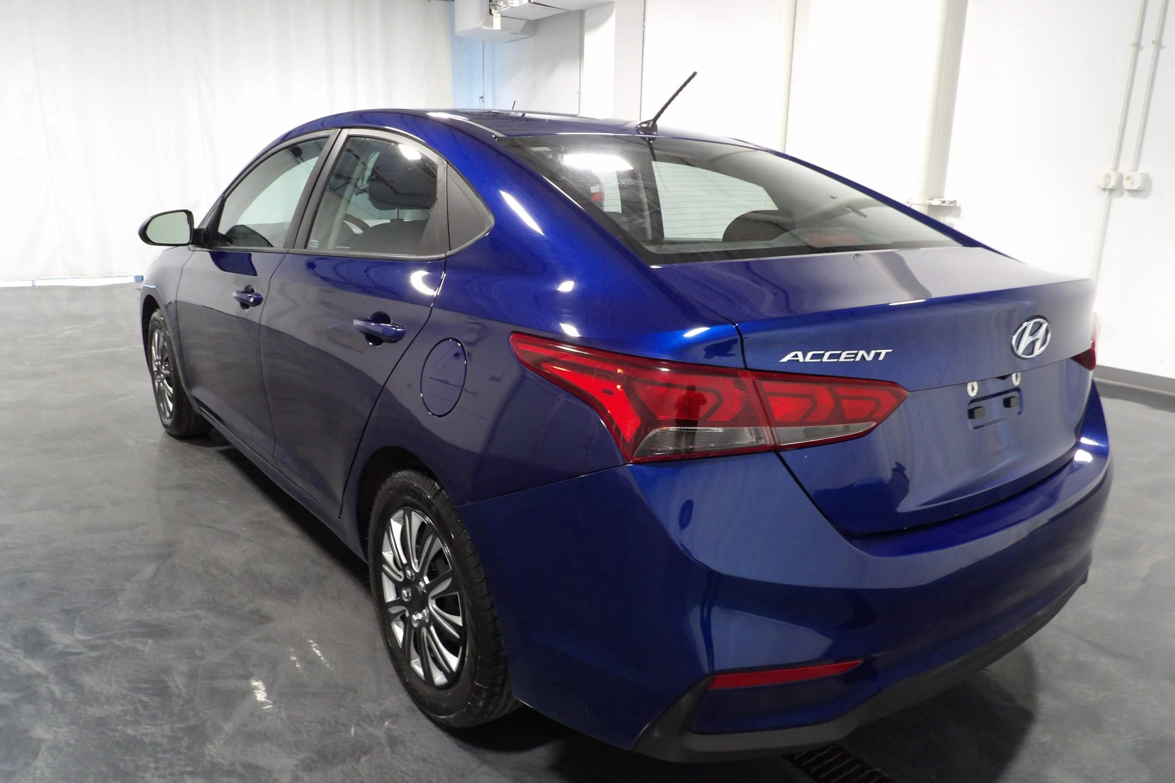 Used 2019 Hyundai Accent SE image 5