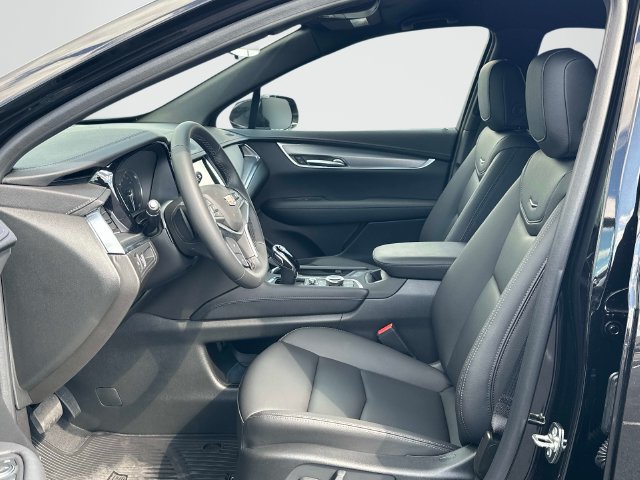 New 2026 Cadillac XT5 Luxury AWD/4WD image 10