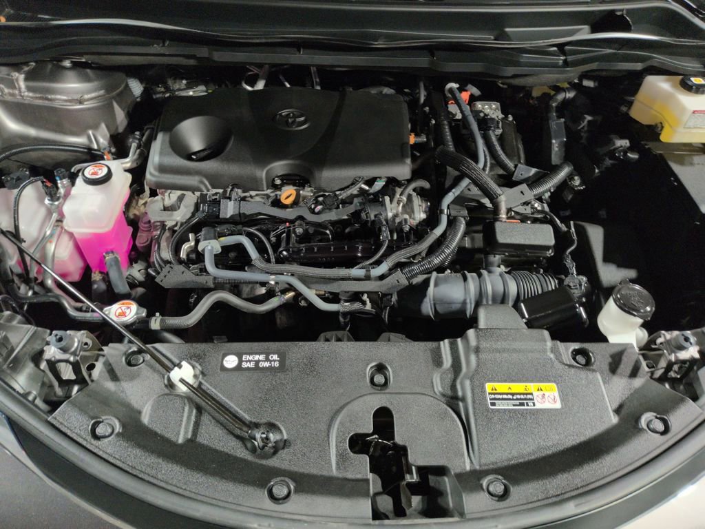 Used 2024 Toyota Sienna XLE image 22