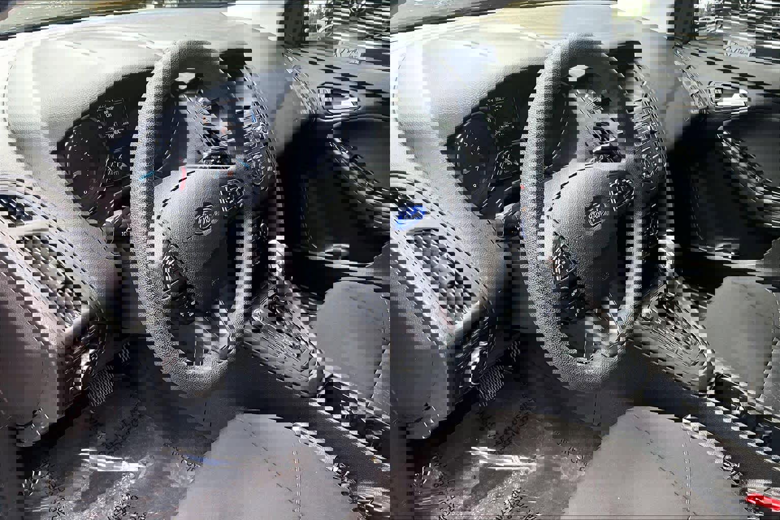 Used 2016 Ford Focus SE image 18