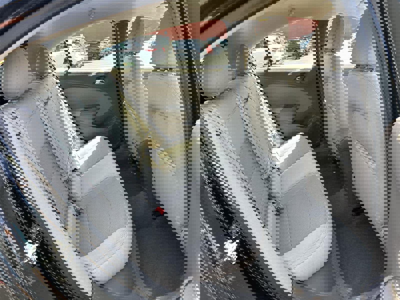 Used 2017 Chevrolet Cruze LT image 13