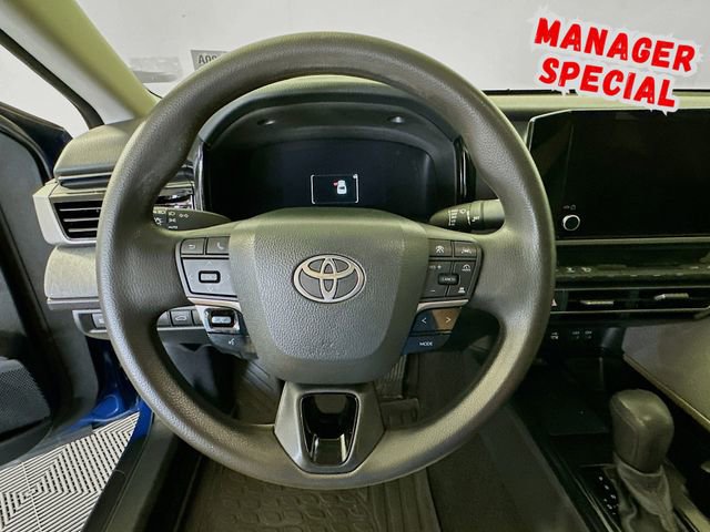 Used 2025 Toyota Camry LE FWD image 13