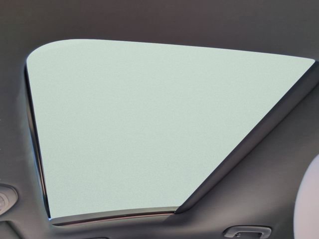 Certified 2025 Genesis G70 2.5T w/ Sport Prestige Package image 18