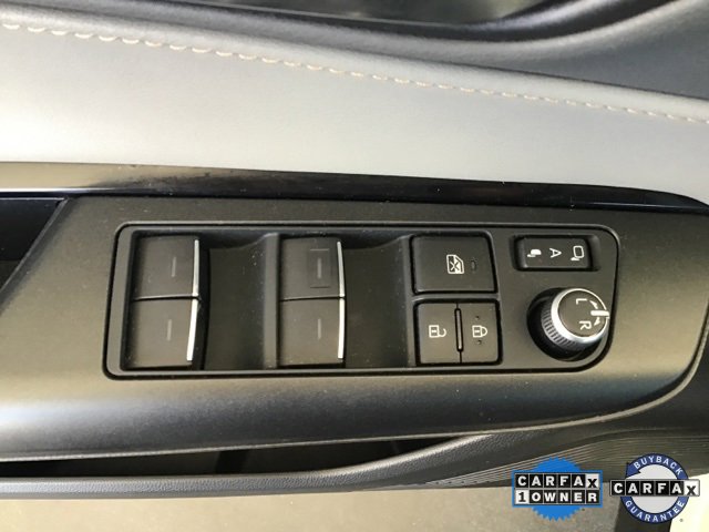 Used 2021 Toyota Venza LE image 34