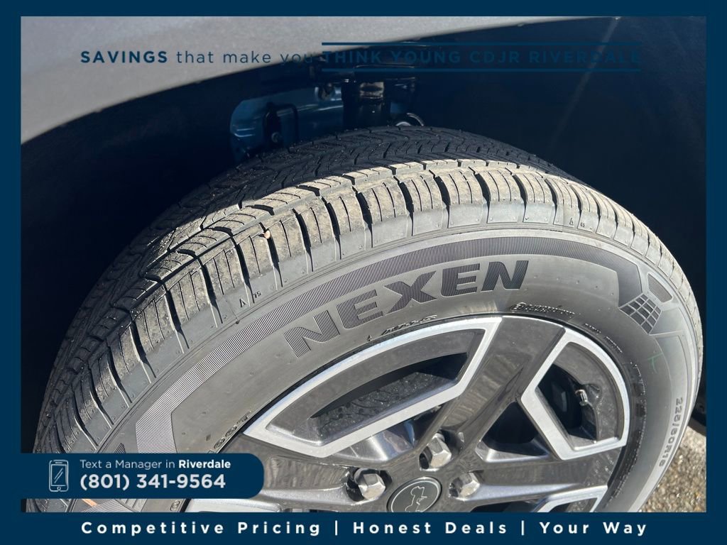 New 2026 Jeep Cherokee Limited image 14