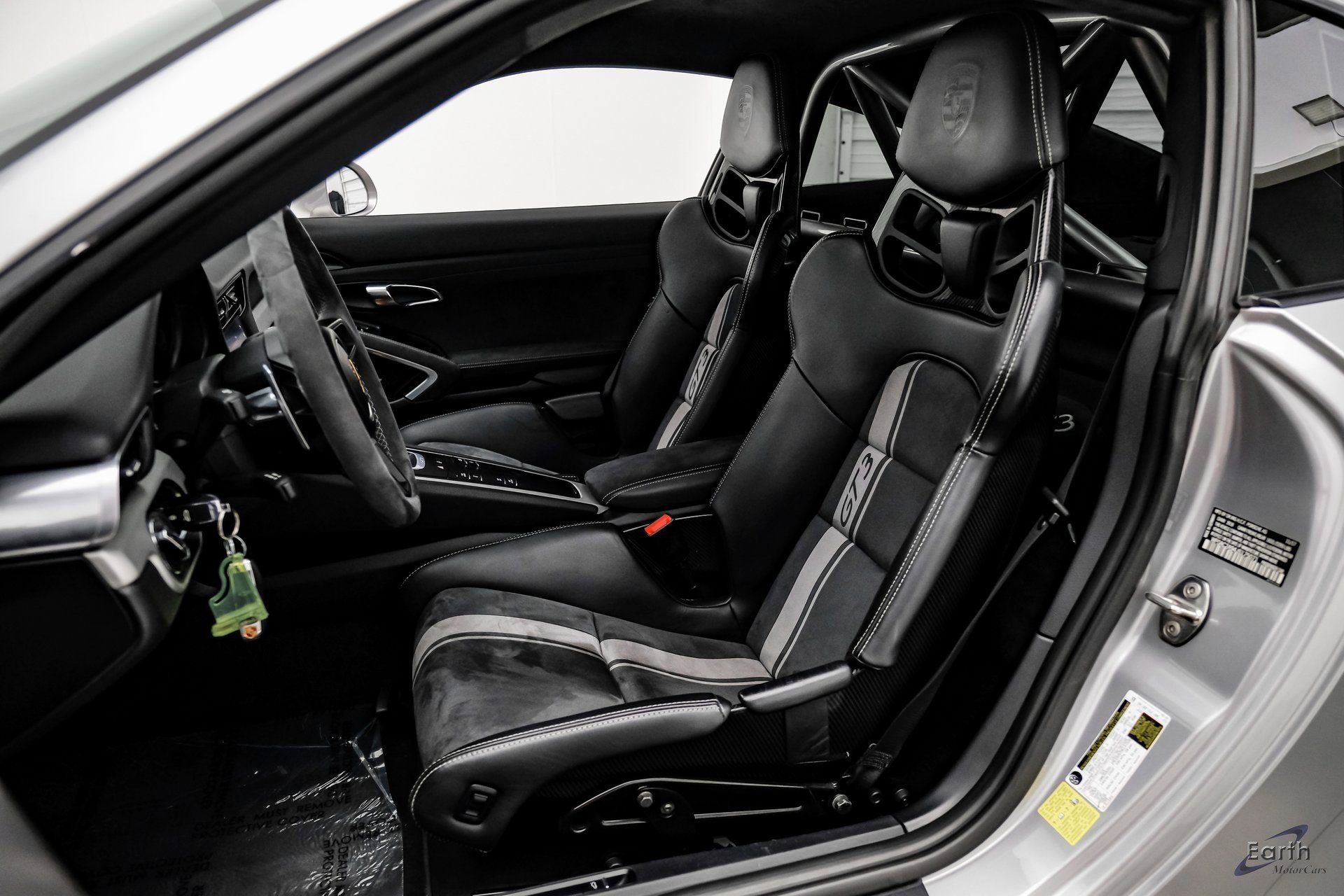 Used 2018 Porsche 911 GT3 w/ Sport Chrono Package image 35